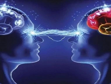 6 τρόποι για να «διαβάσεις» το μυαλό κάποιου